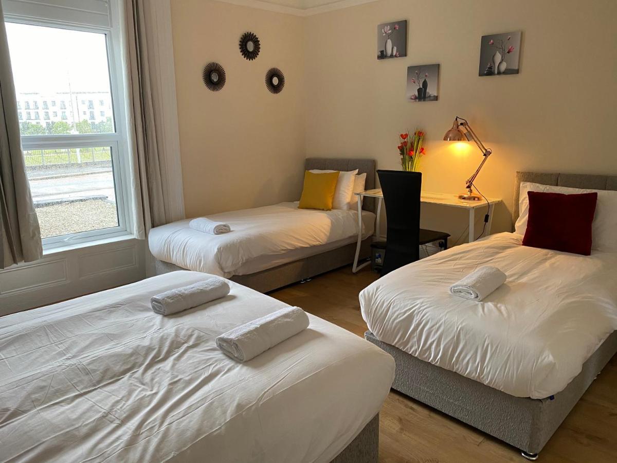 Serviced Property Apartment 1 Plymouth Buitenkant foto